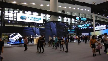 美博会桁架展位搭建与化妆品展的一对一服务 软件开发在展览行业的创新应用